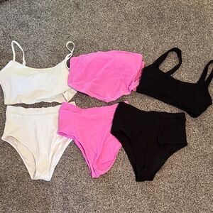 Aerie Women's Bikini Set with Pockets - Black, White, and Pink
